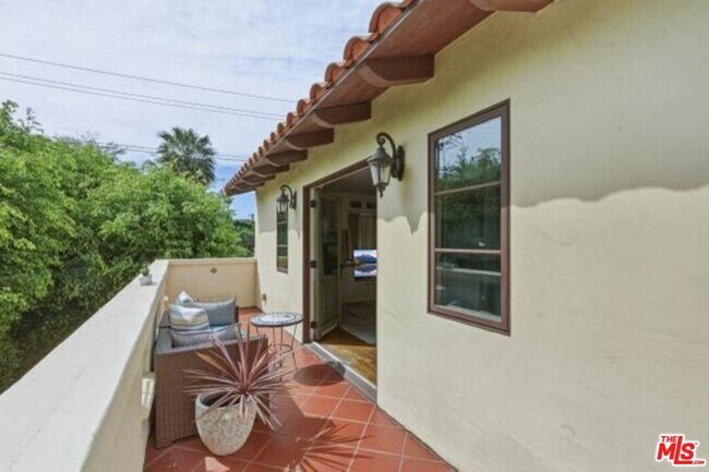 Building Photo - 4170 Ince Blvd