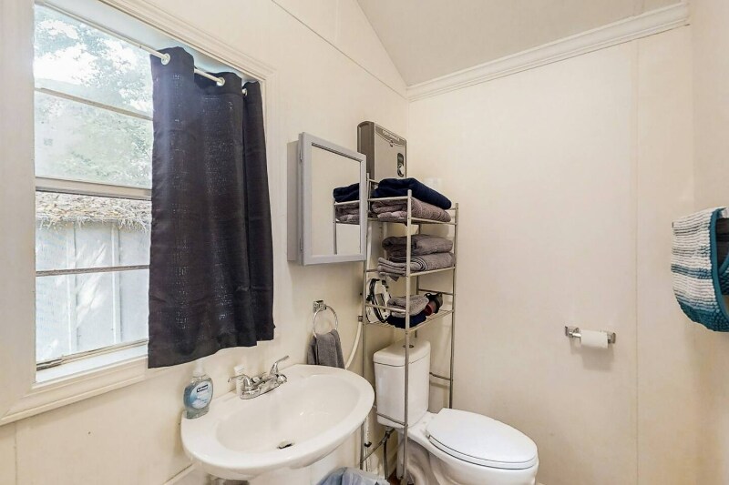 Building Photo - 2306 Escambia Dr