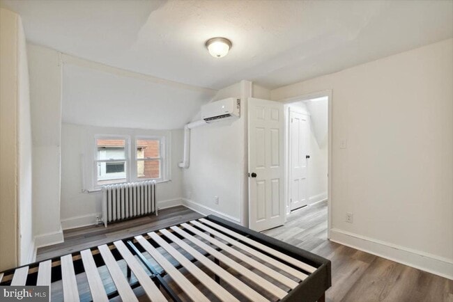 Building Photo - 3205 Winter St