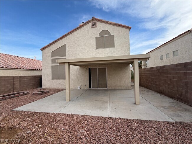 Building Photo - 8638 White River Dr