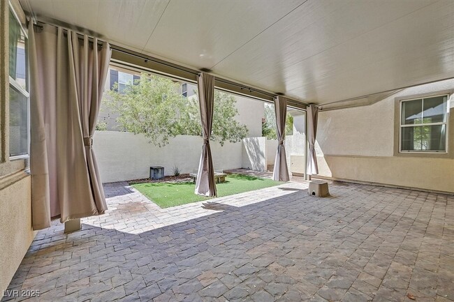 Building Photo - 3141 Degas Tapestry Ave