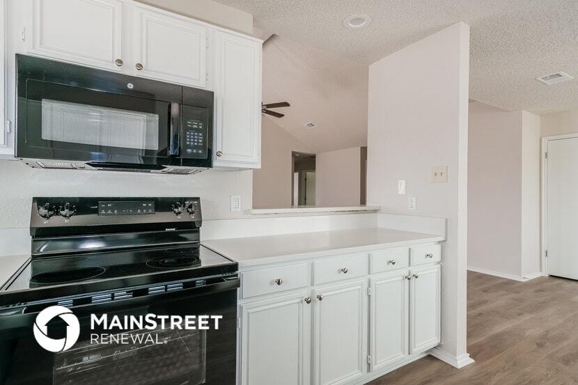 Building Photo - 900 Blewitt Dr