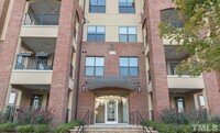 Building Photo - Beautiful Condo in Davis Park with Fantast...
