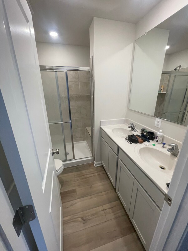 Building Photo - 67 Short Br Dr