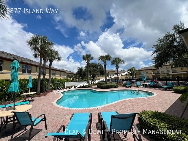 Building Photo - 3877 Island Way