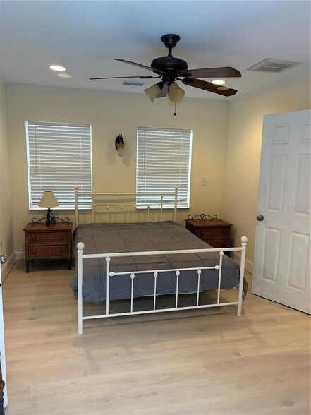 Building Photo - 10842 61st Ave