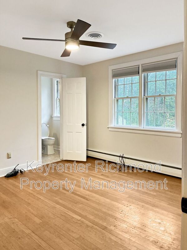 Building Photo - 4233 Pawnee Rd