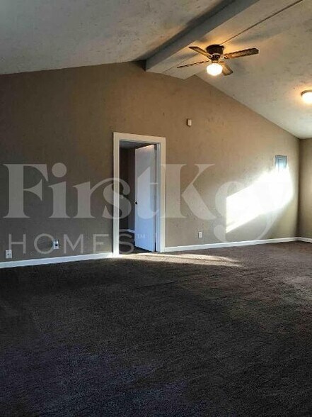 Building Photo - 6623 W 16th St