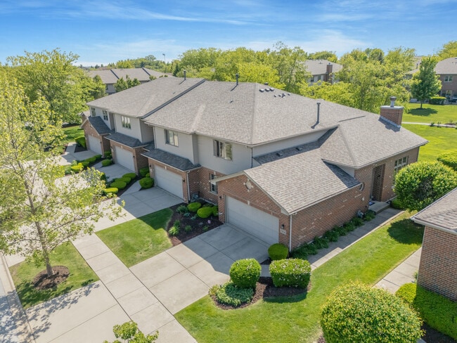Building Photo - 17964 Upland Dr