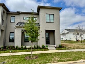 Building Photo - 15733 Palmwood Rd