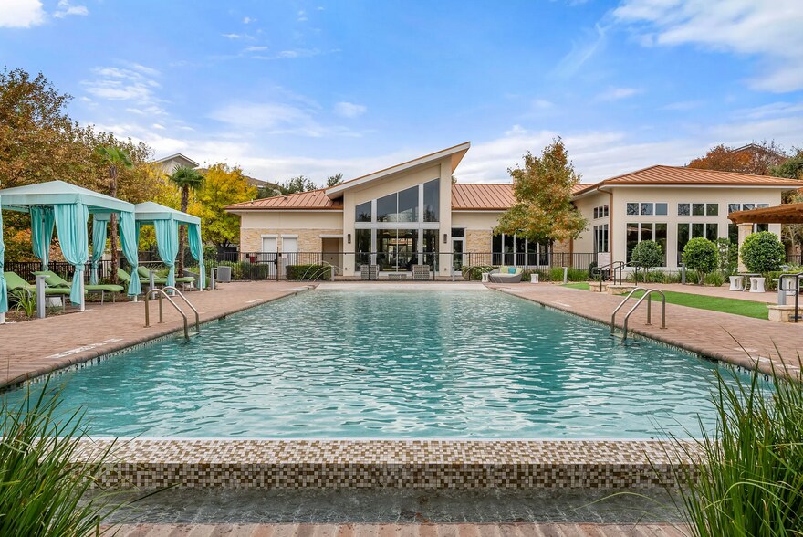 Building Photo - 12700 Ridgeline Blvd