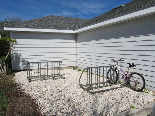 Building Photo - 24112 Harbour Vista Cir