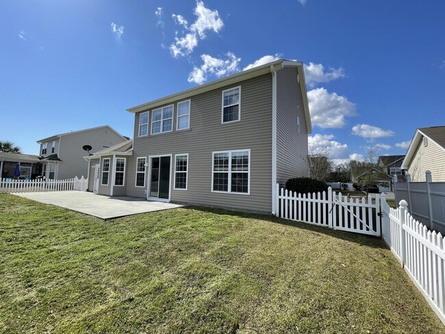 Building Photo - 717 Gazania Ln