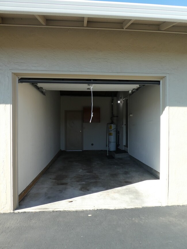 Building Photo - 20972 Cato Ct