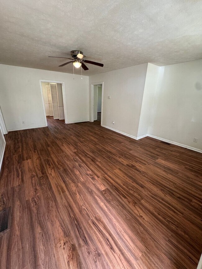 Building Photo - 5510 Chandler St