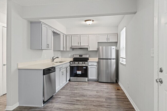 Building Photo - 2444 N 38th St