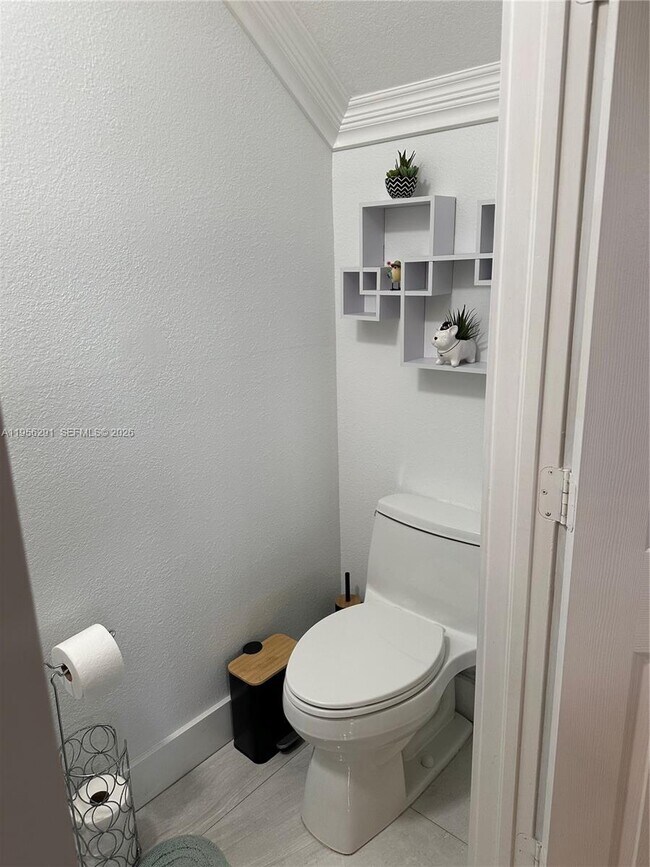 Building Photo - 8548 SW 166th Pl