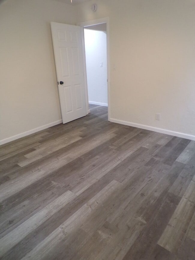 Building Photo - Great redo across the street form Pat Henry Elementary School