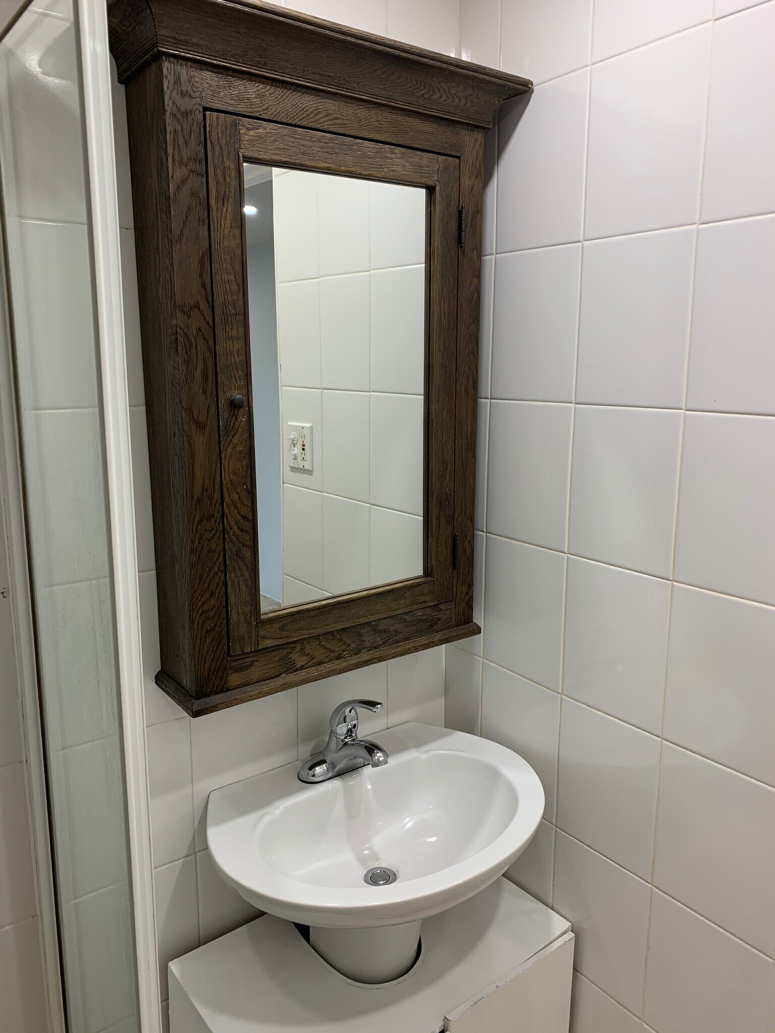 Building Photo - 8979 Shoreham Dr