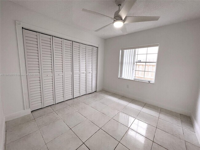 Building Photo - 11341 SW 63rd Terrace