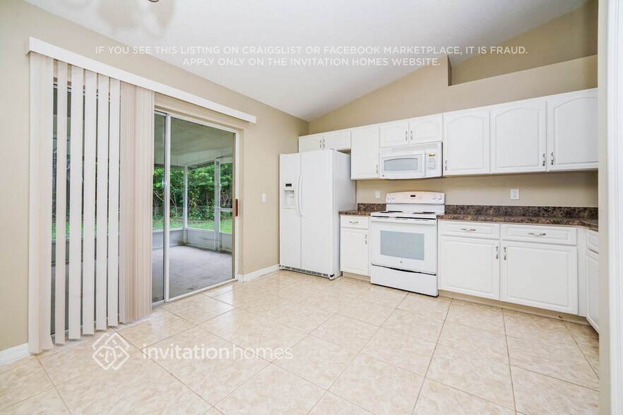 Building Photo - 1706 Palm Rd