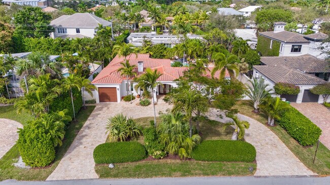 Building Photo - 2317 NE 12th St