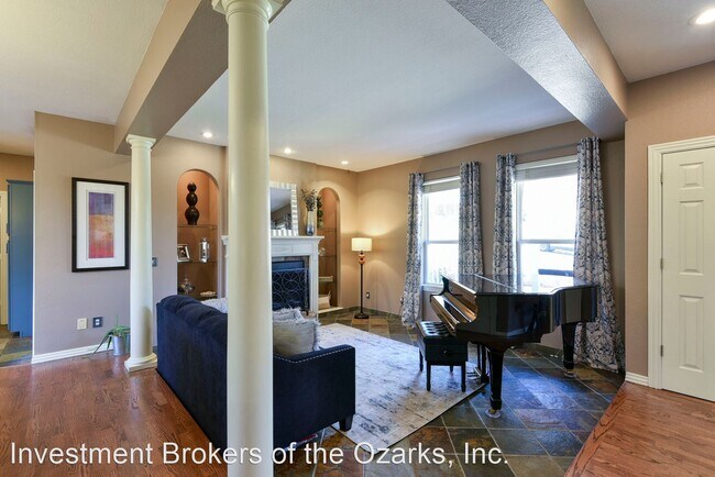 Building Photo - 4 br, 4 bath House - 149 Country Bluff Drive