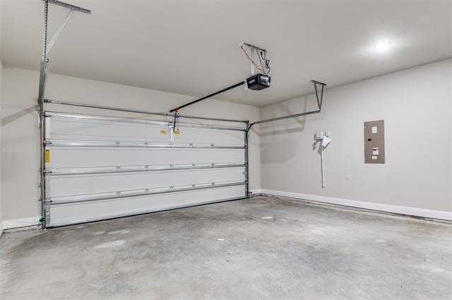 Building Photo - 1415 Enzo Ct