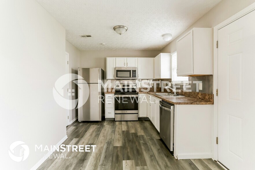 Building Photo - 3611 Bill of Rights Square