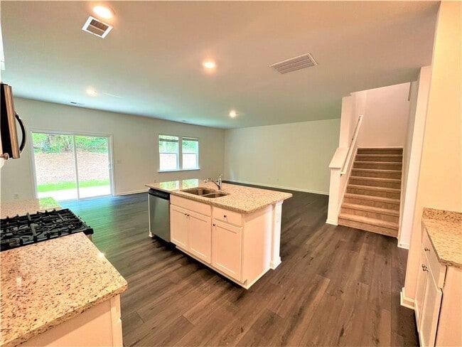 Building Photo - 270 Rivulet Dr