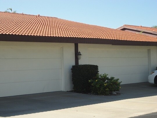 Building Photo - Nokomis/Osprey Area -- Close to beautiful ...