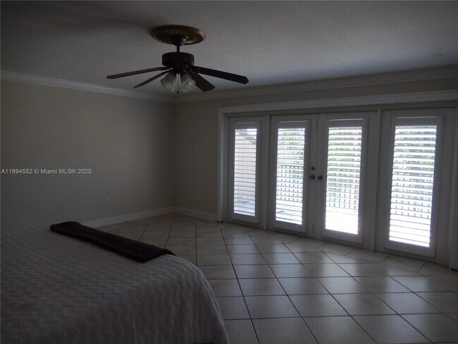 Building Photo - 16000 Kilmarnock Dr