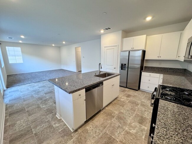 Building Photo - BRAND NEW 3 bedroom Willow Springs home av...