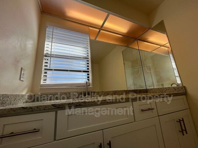 Building Photo - 135 Olive Tree Cir