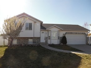 Building Photo - 1859 N 750 W