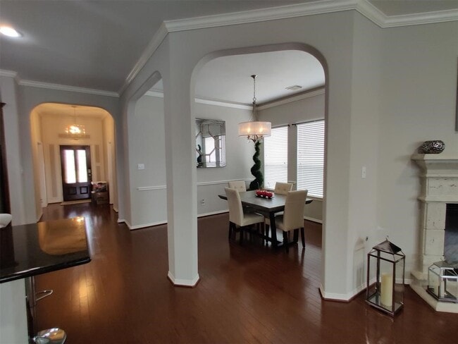 Building Photo - 13401 Indigo Sands Dr