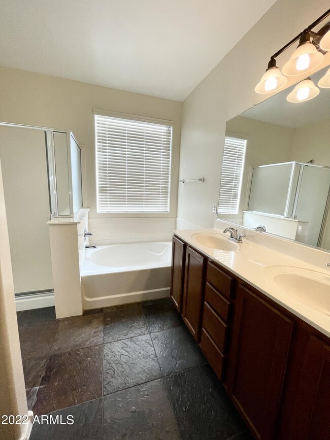 Building Photo - 17775 W Tasha Dr