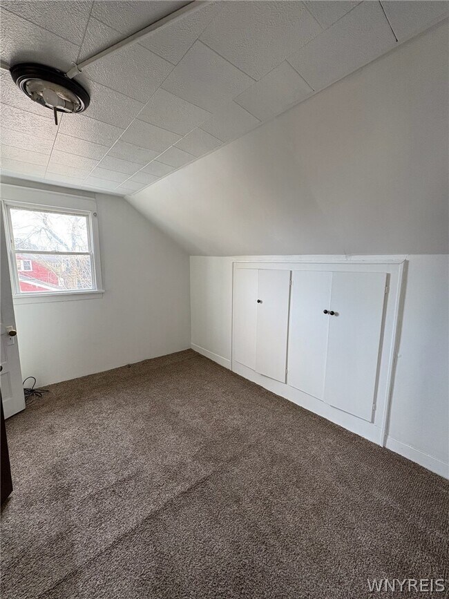 Building Photo - 189 Westminster Ave