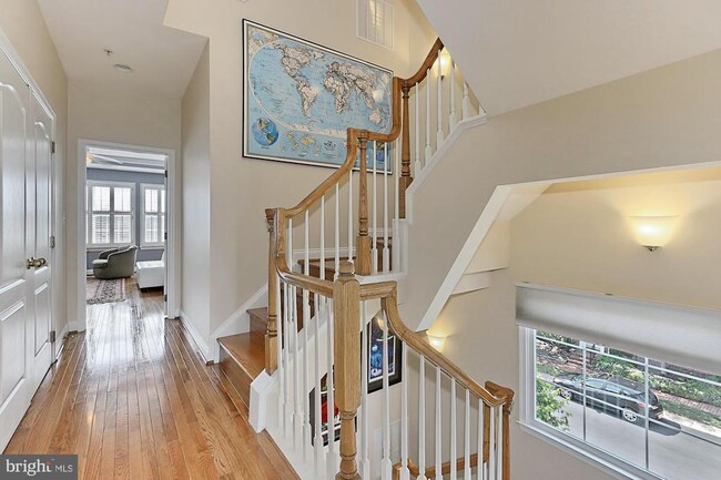 Building Photo - 43780 Ballybunion Terrace