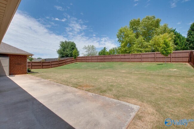 Building Photo - 512 Summer Cove Cir NW