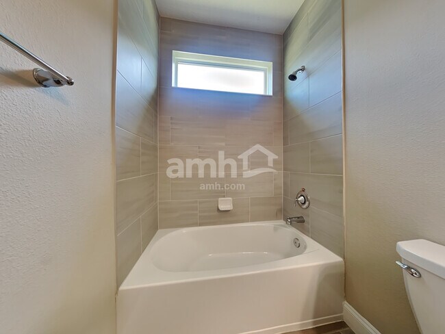 Building Photo - 87 Cobalt Ln