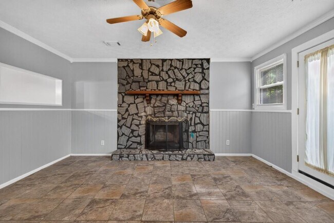 Building Photo - 4905 Annistown Rd