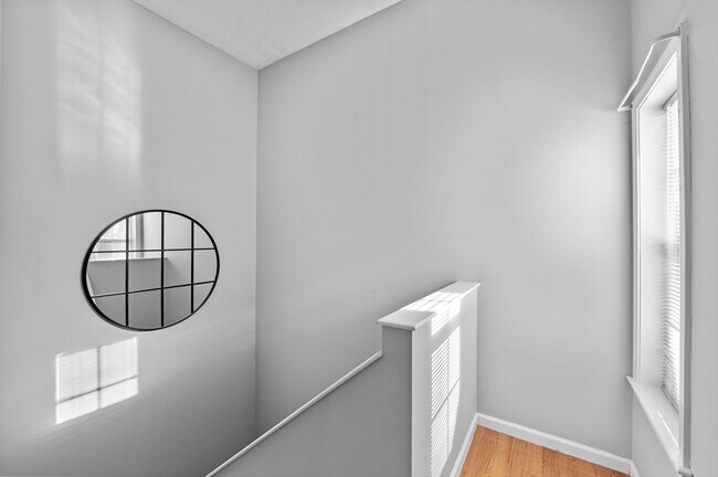 Building Photo - 709 Gazebo Cir