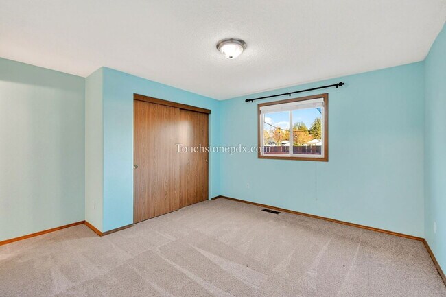 Building Photo - 471 NW 24th St