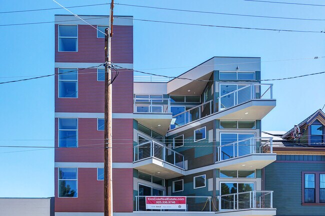 Contemporary design - 410 Webster St