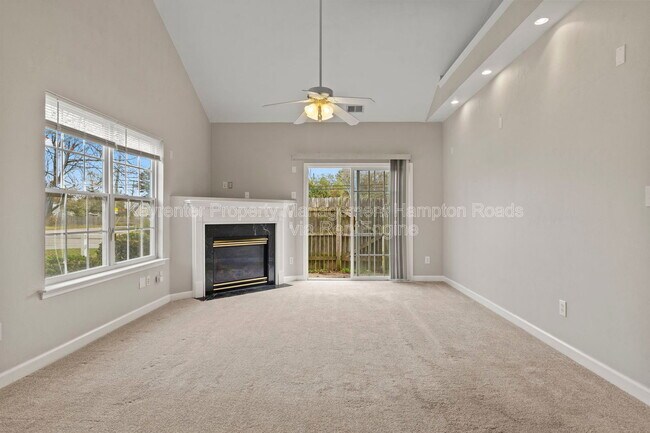 Building Photo - 5129 Maracas Arch