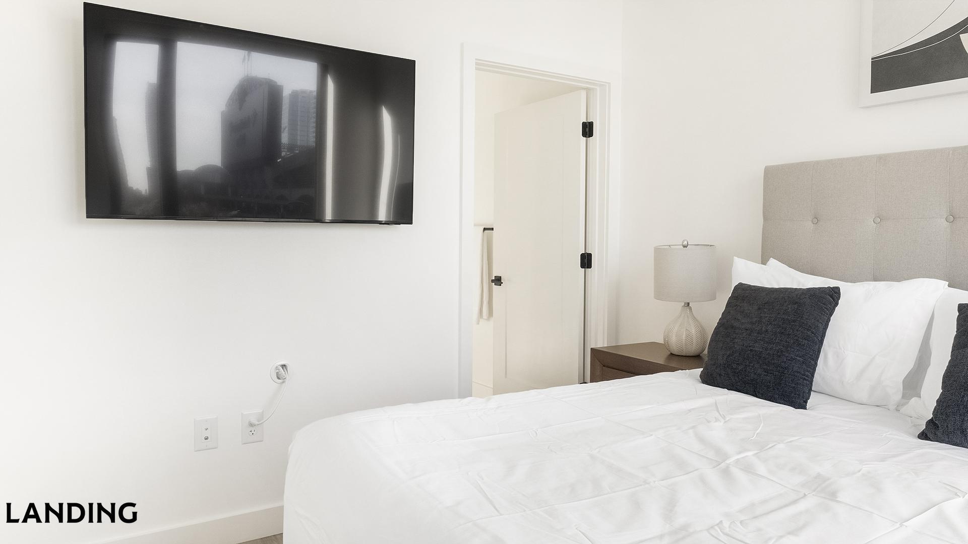 Building Photo - 1007 S Mint St