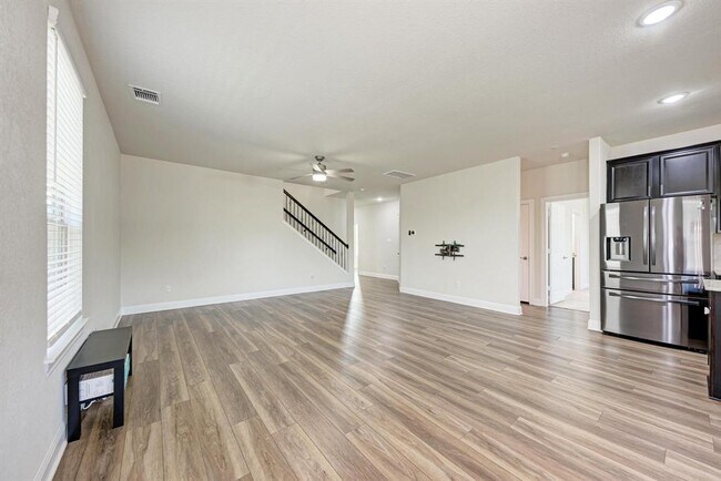 Building Photo - 120 Snowy Plover Ln