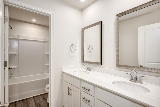 Building Photo - 778 Count Fleet Ct