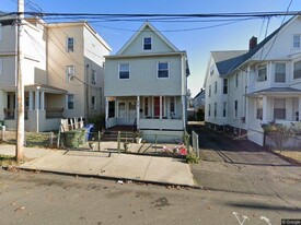 Building Photo - 478-480 Center St